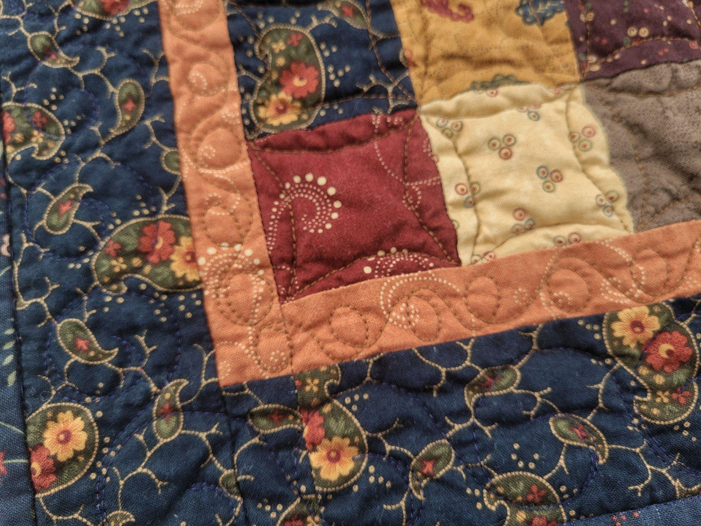 Quilted table runner