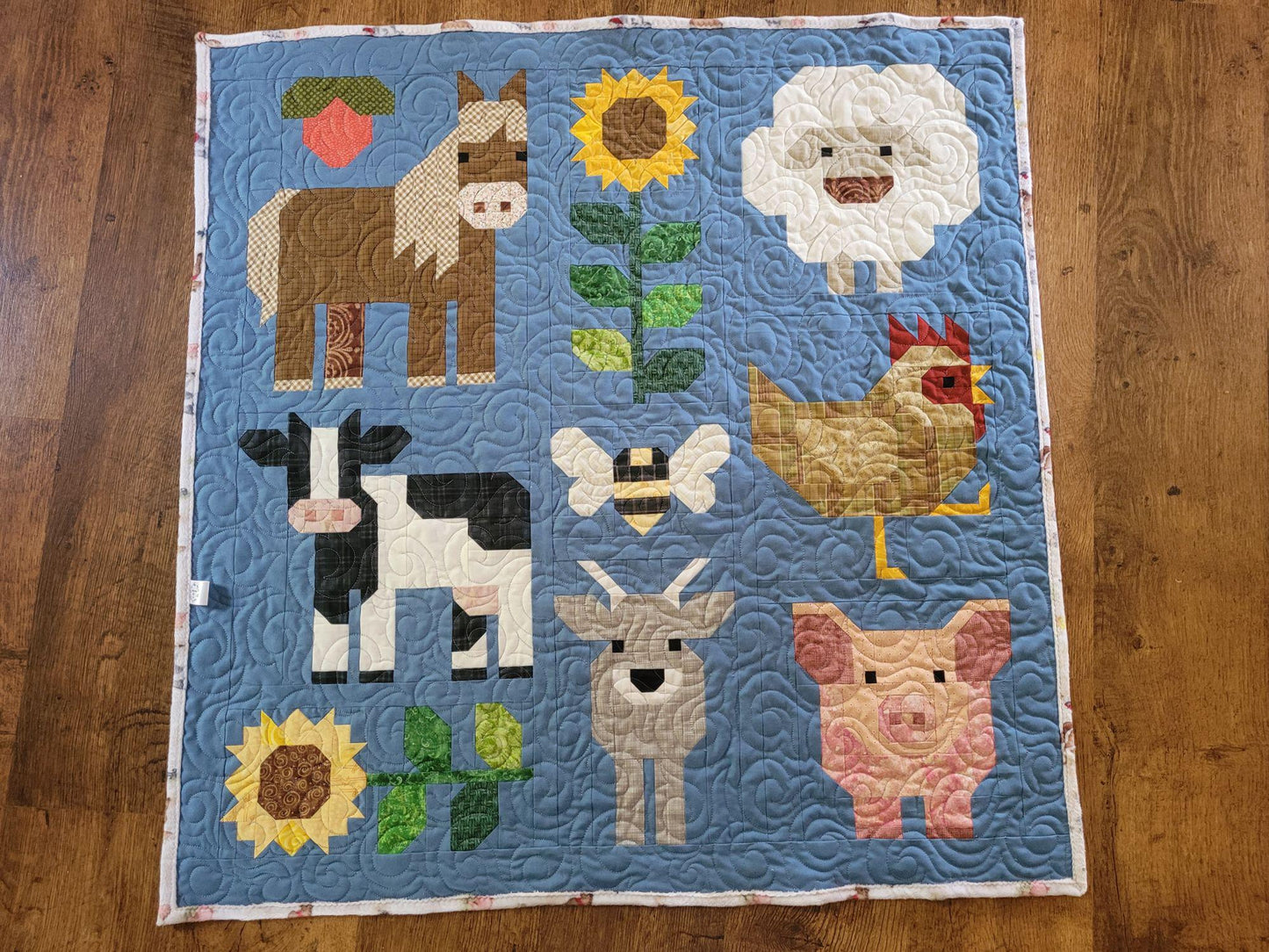 fab farm baby quilt
