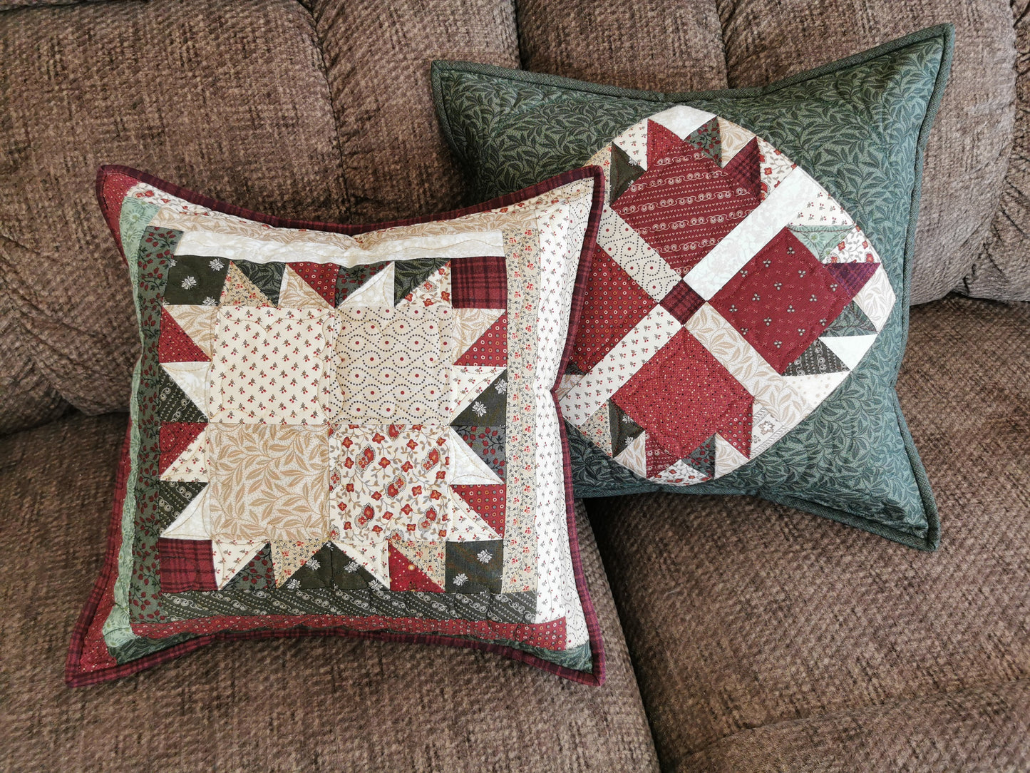 Log Cabin Bear Paw Pillow, 14 inch