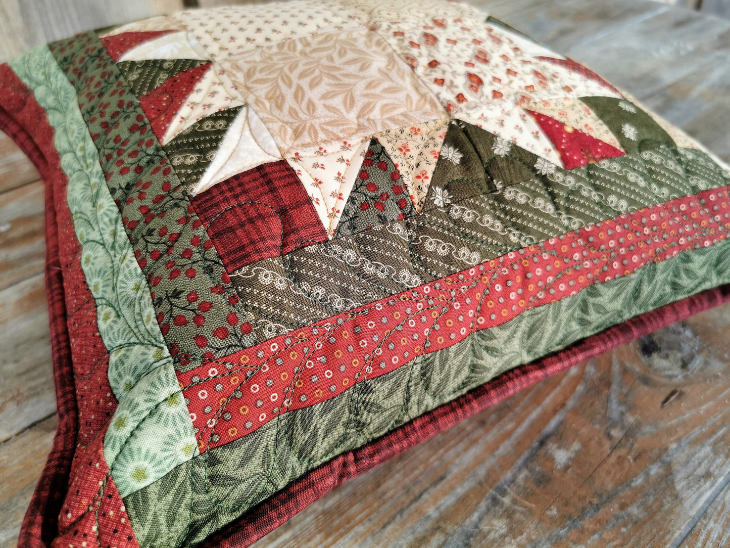 Log Cabin Bear Paw Pillow, 14 inch