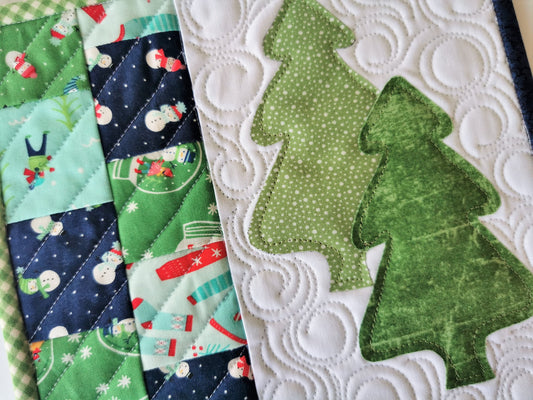 Christmas Tree Quilted Mug Rug, Santa Snack Mat, Snow Theme Desk Coaster, Mini Quilt, Stocking Stuffer