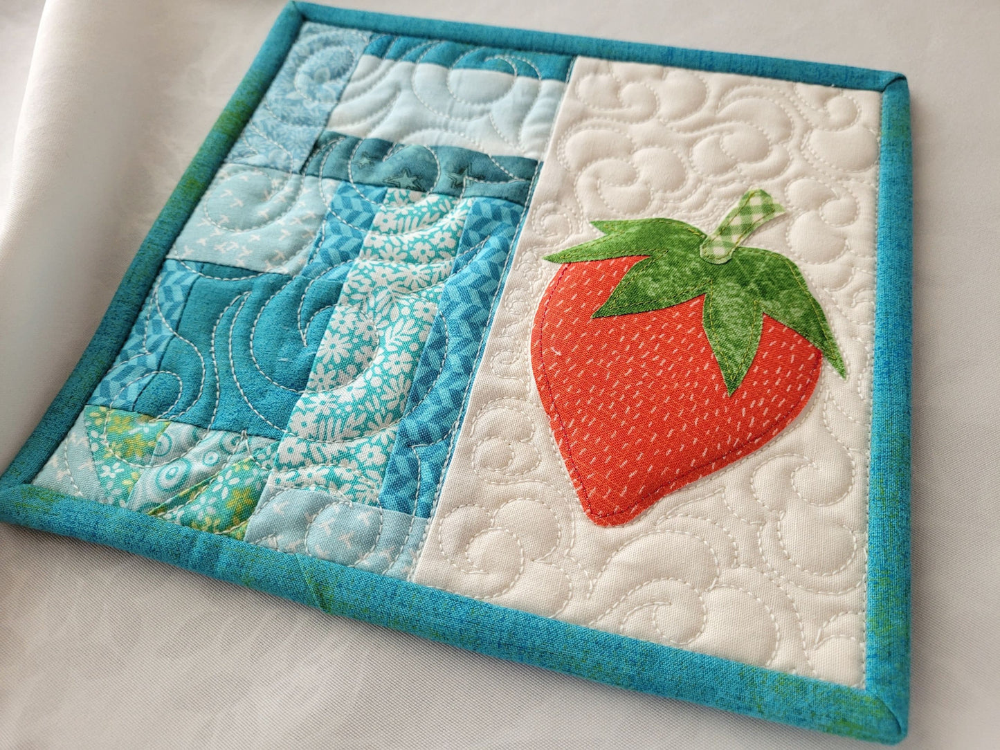 Strawberry Mug Rug Mini Quilt | Quilted Desk Coaster | Mouse Pad