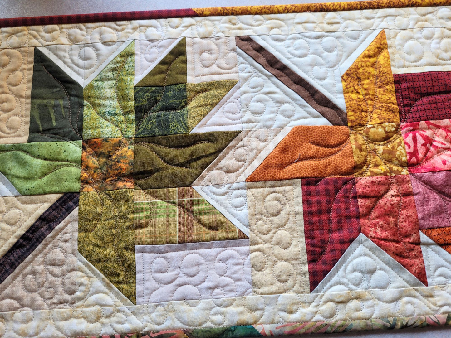 Autumn Blaze Quilted Table Runner, 4 leaf