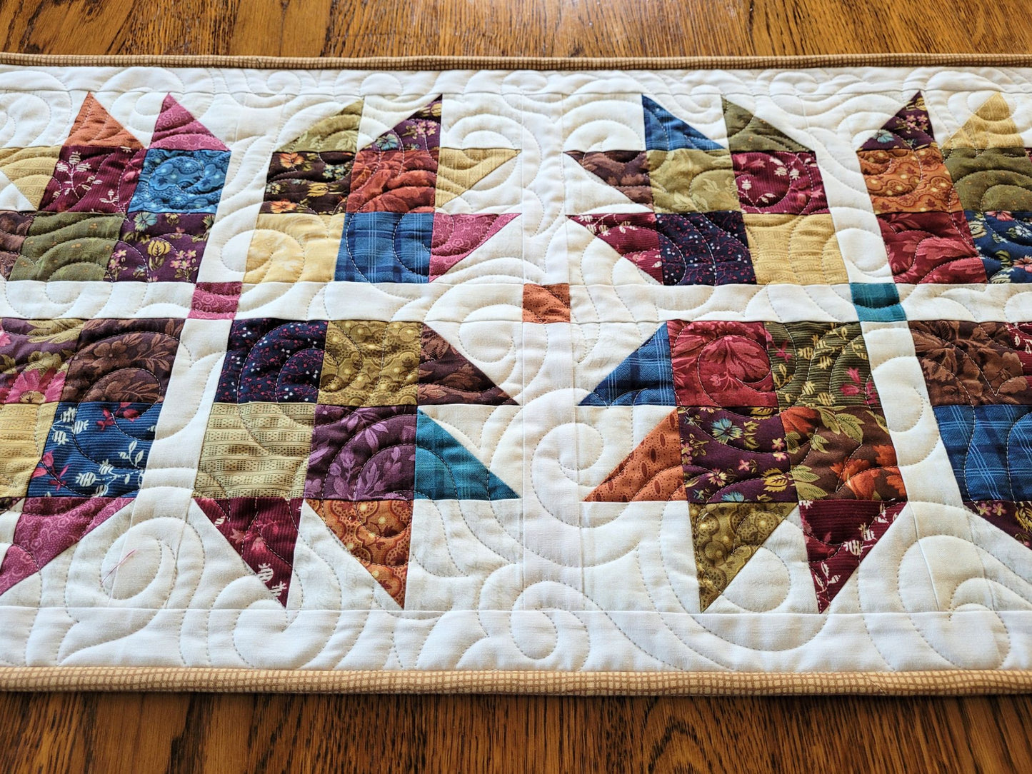 Scrappy Floral Bear Paw Table Runner