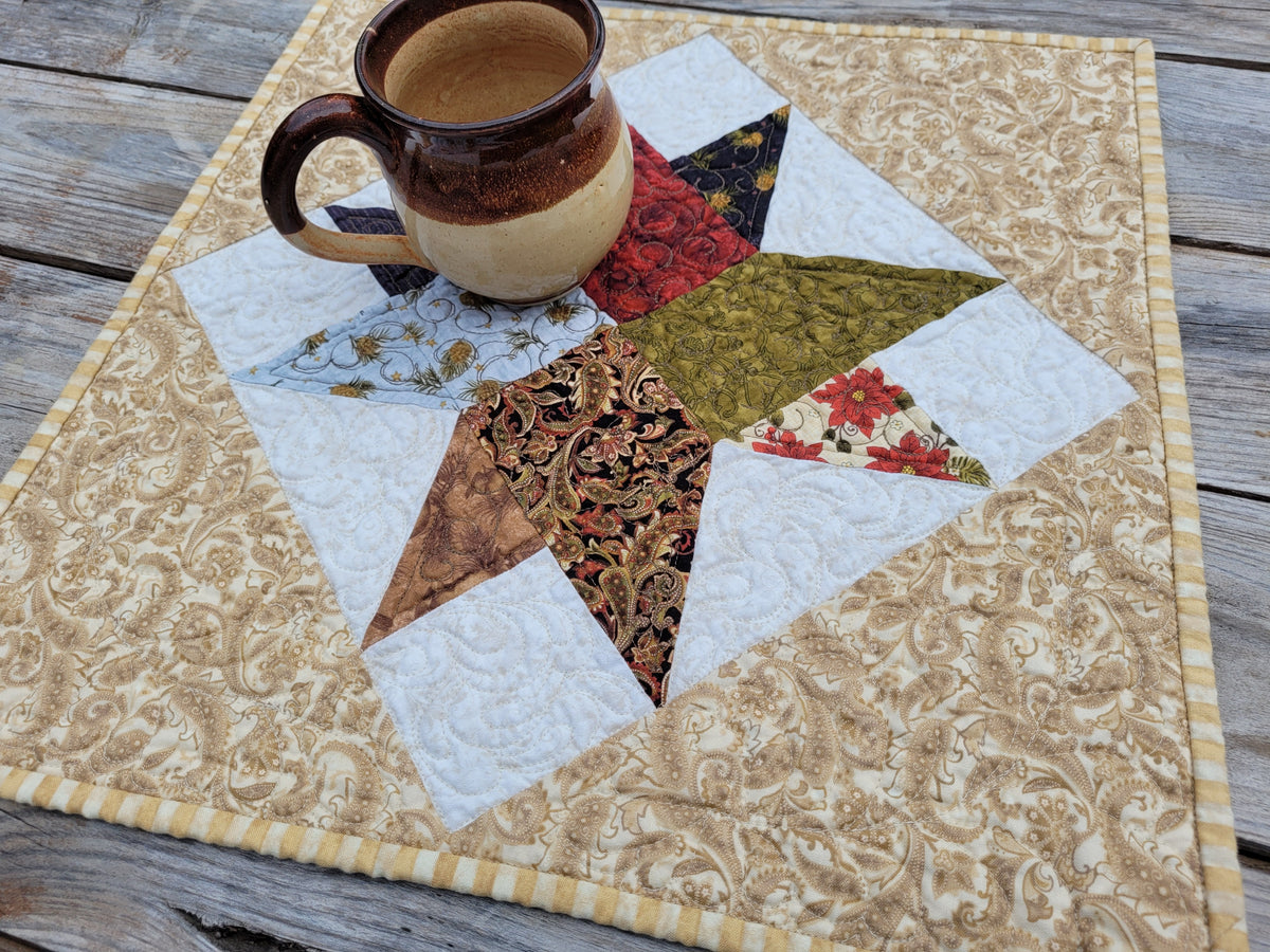 Rustic Woven Star Christmas Table Topper