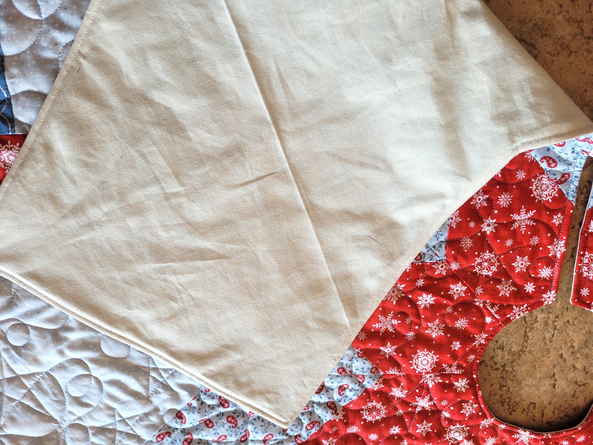 quilted tree skirt, back view
