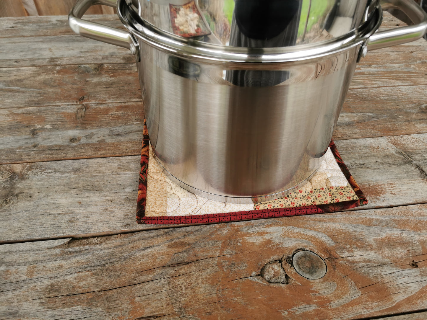 Large Patchwork Potholders | Kitchen Hot Mats | Log Cabin Quilted Trivet