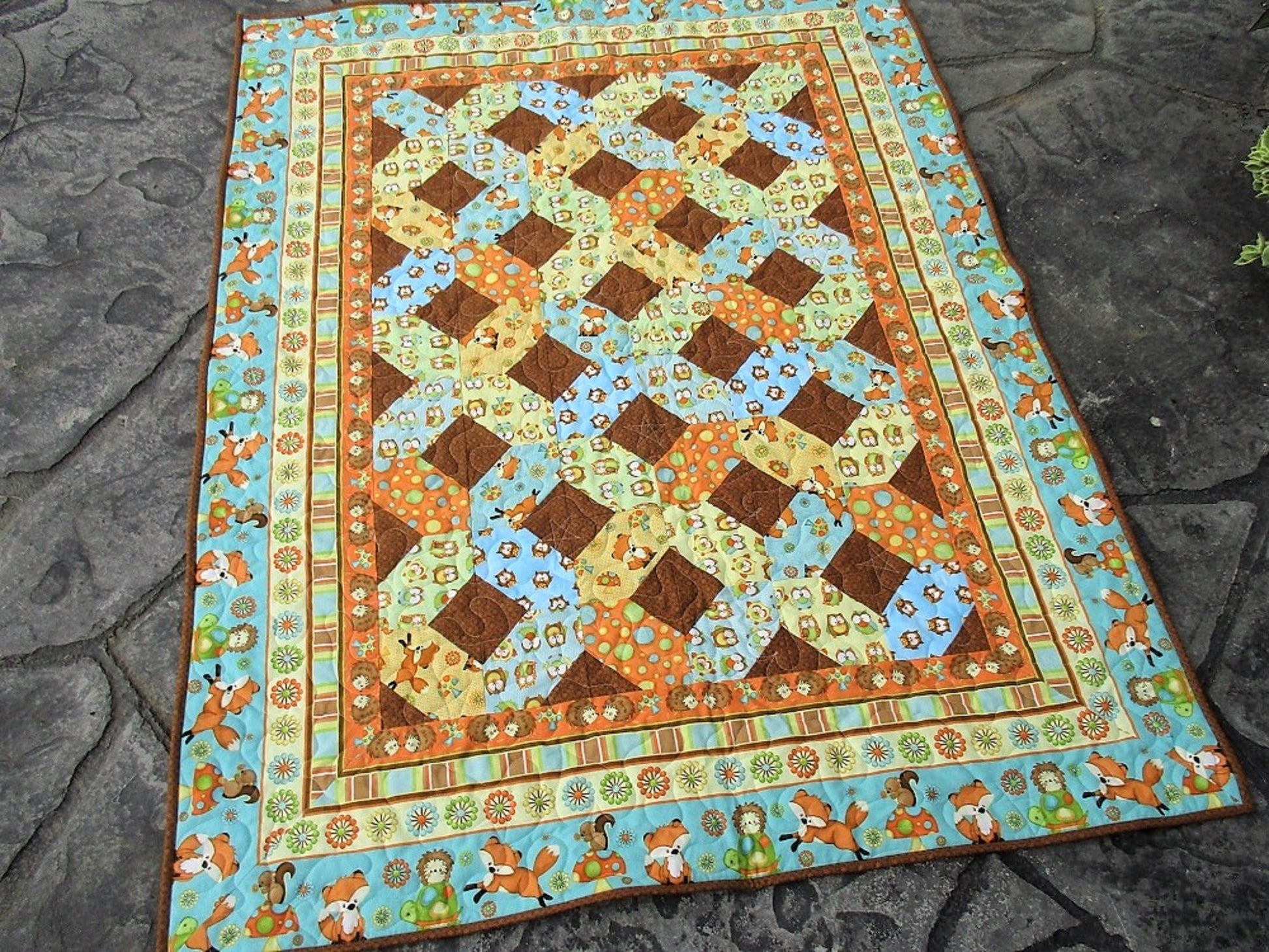 distance view of the whole quilt in outdoor lighting