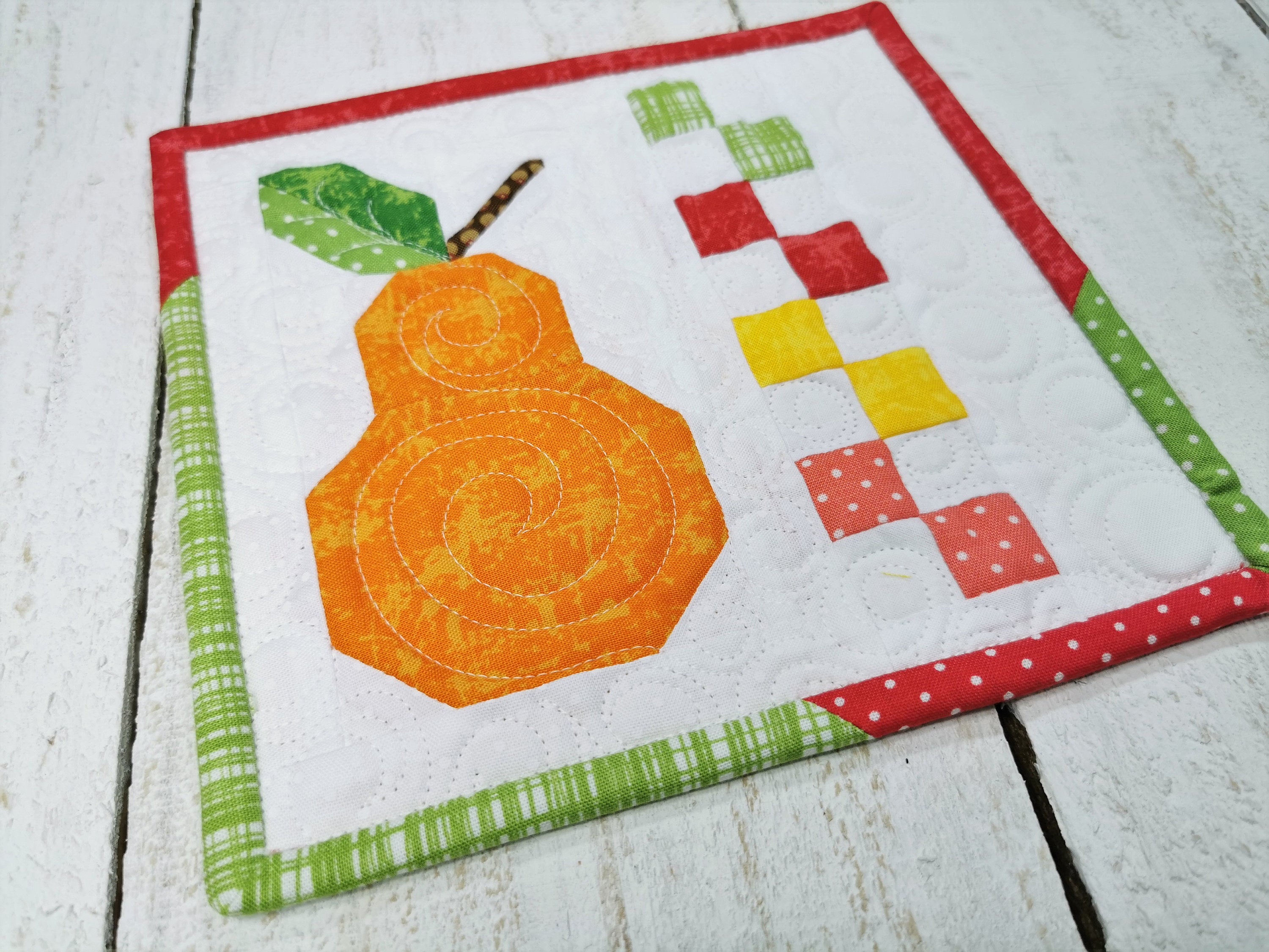 Pear Mini Quilt, Small Wall Quilt, Mug Rug