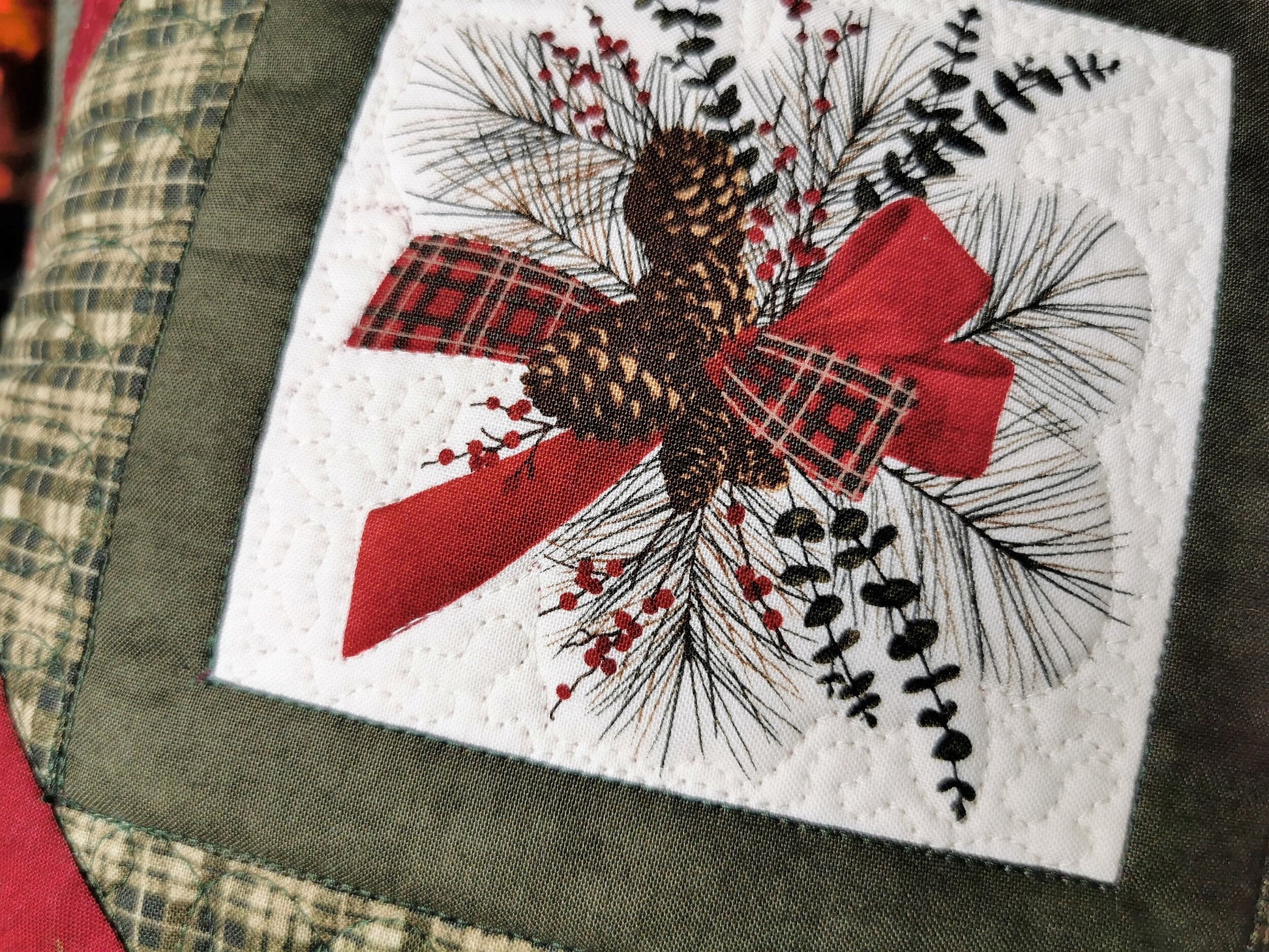 Christmas Pillow, 12 inch Quilted Pillow Cover