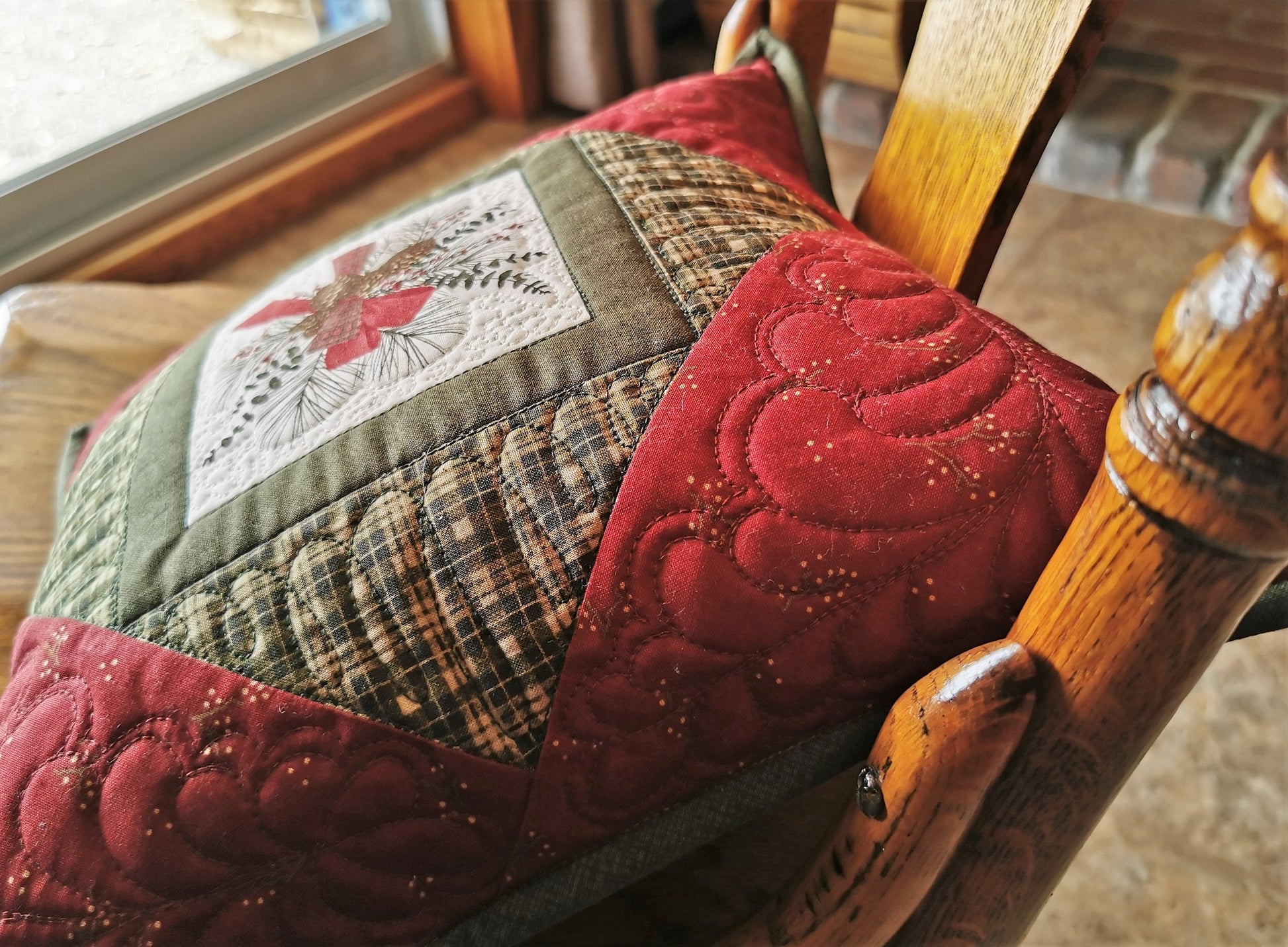 Christmas Pillow, 12 inch Quilted Pillow Cover