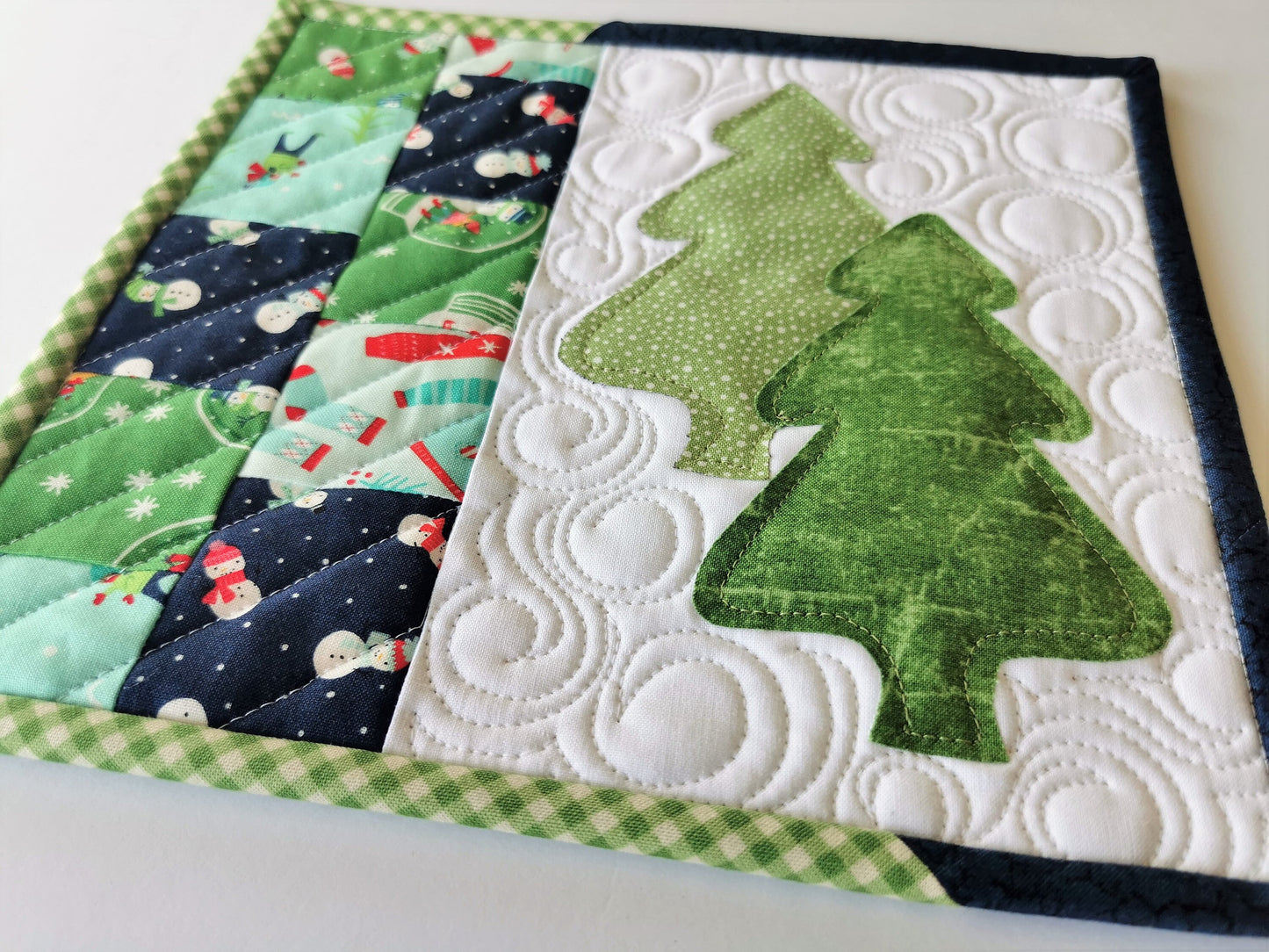 Christmas Tree Quilted Mug Rug, Santa Snack Mat, Snow Theme Desk Coaster, Mini Quilt, Stocking Stuffer