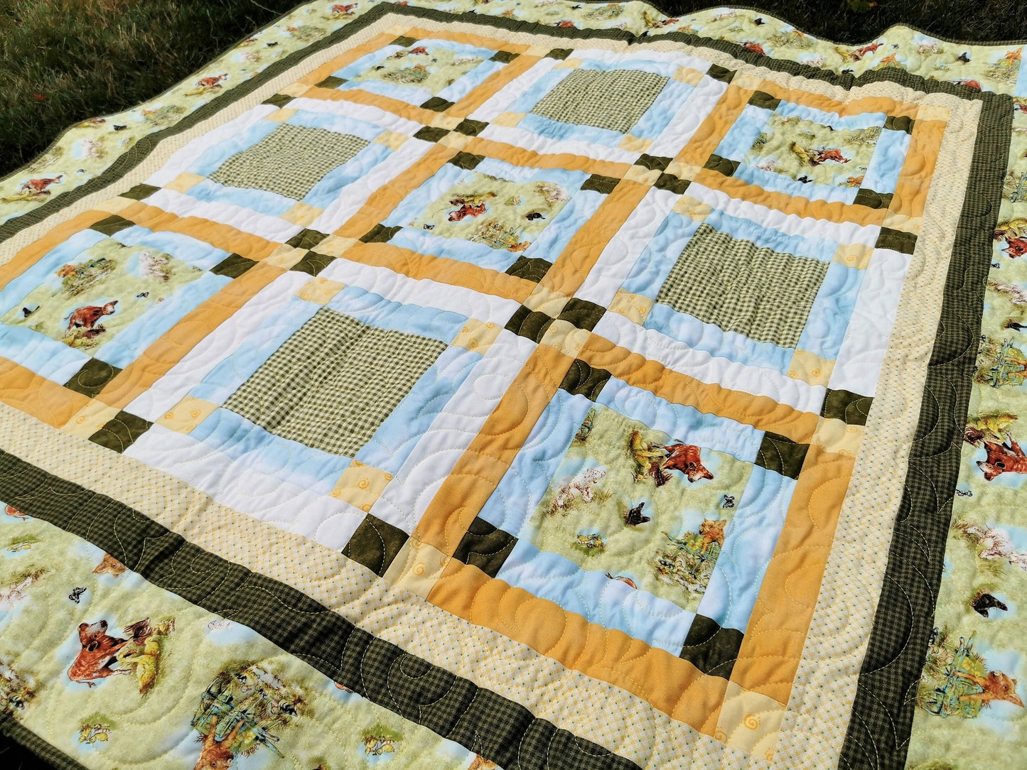 Farm Animal Baby Quilt with Soft Cuddle Back, Gender Neutral