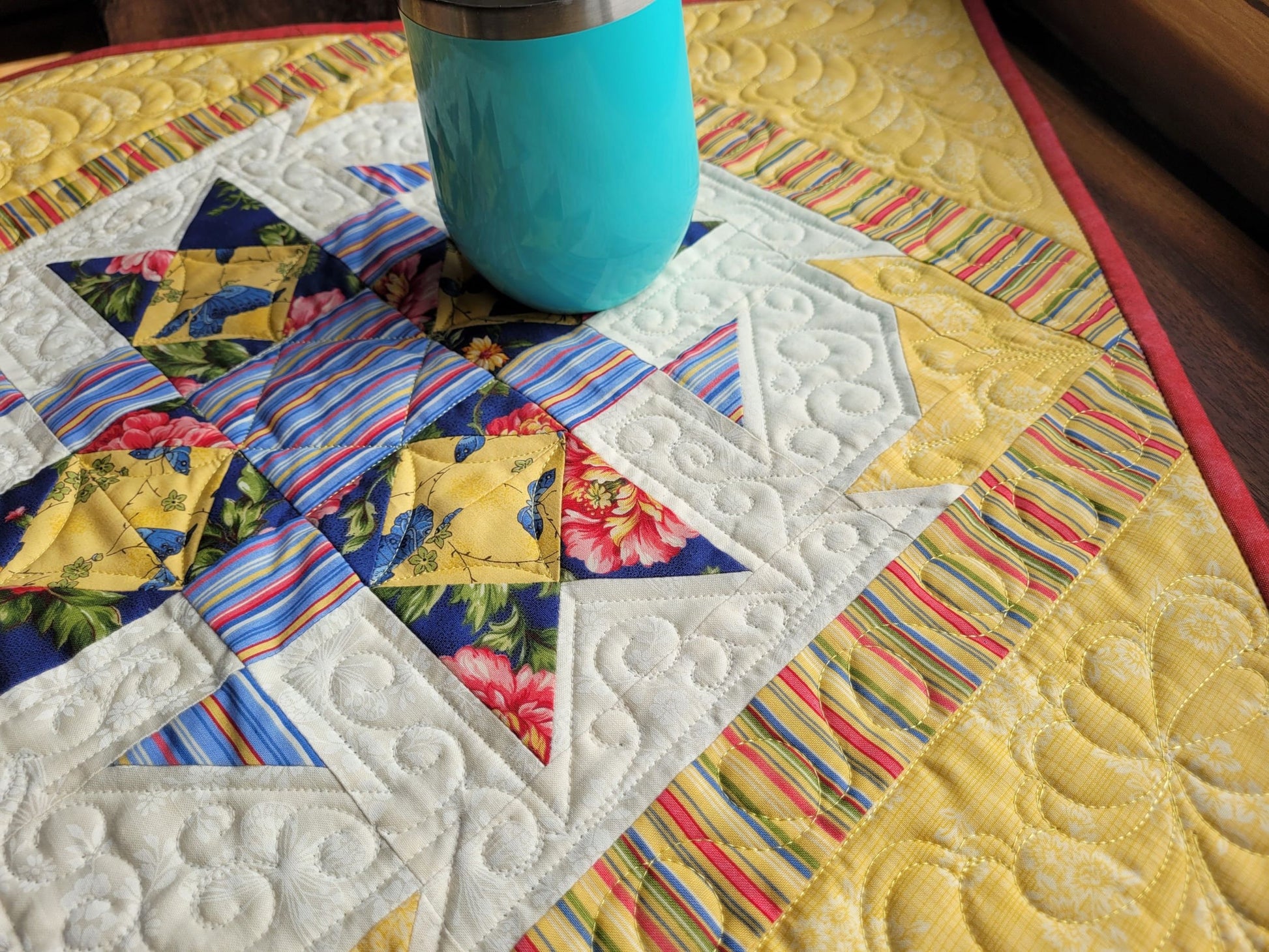 Yellow Star Quilted Table Topper or Wall Hanging, Summer Home Decor