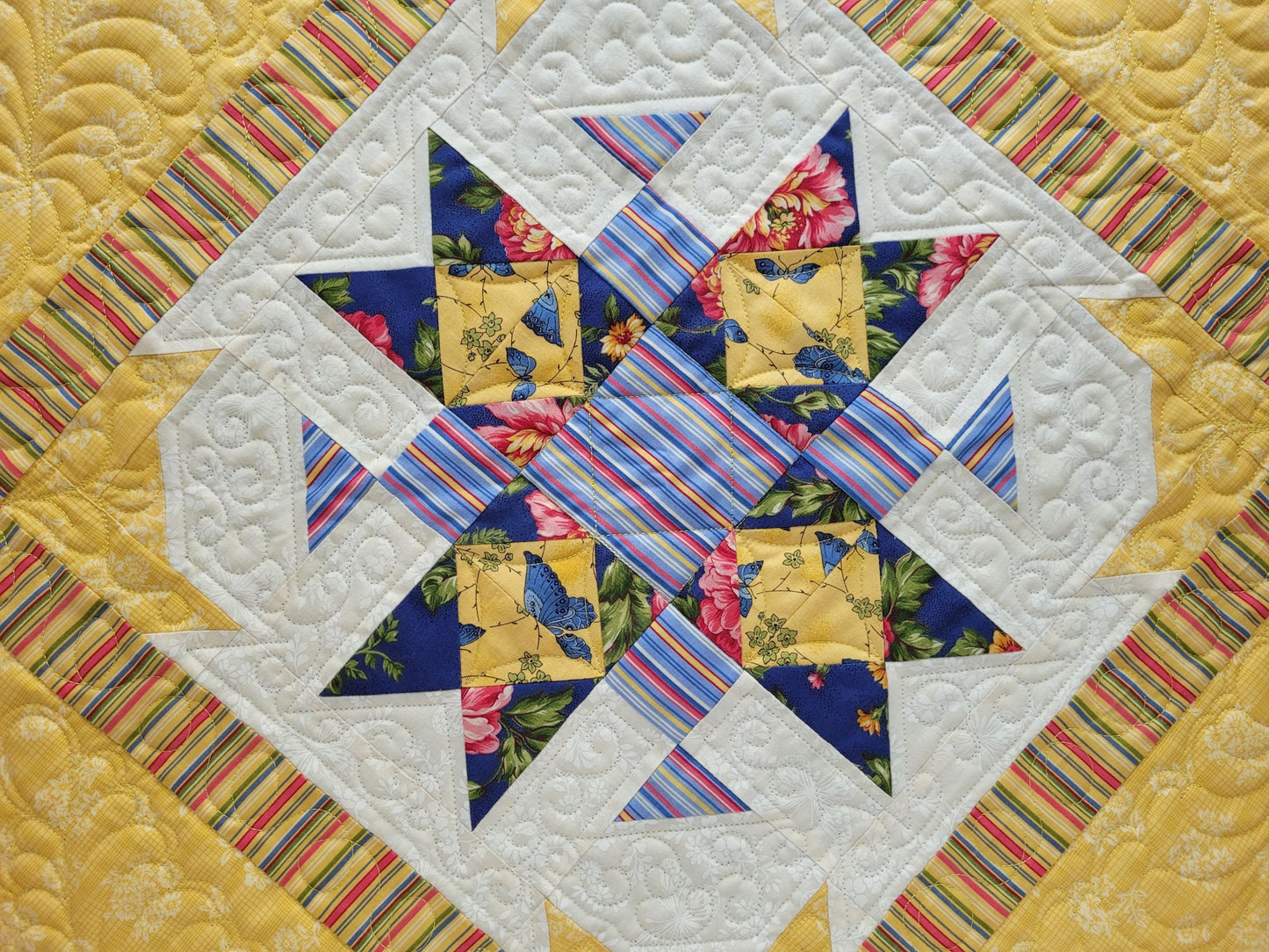 Yellow Star Quilted Table Topper or Wall Hanging, Summer Home Decor