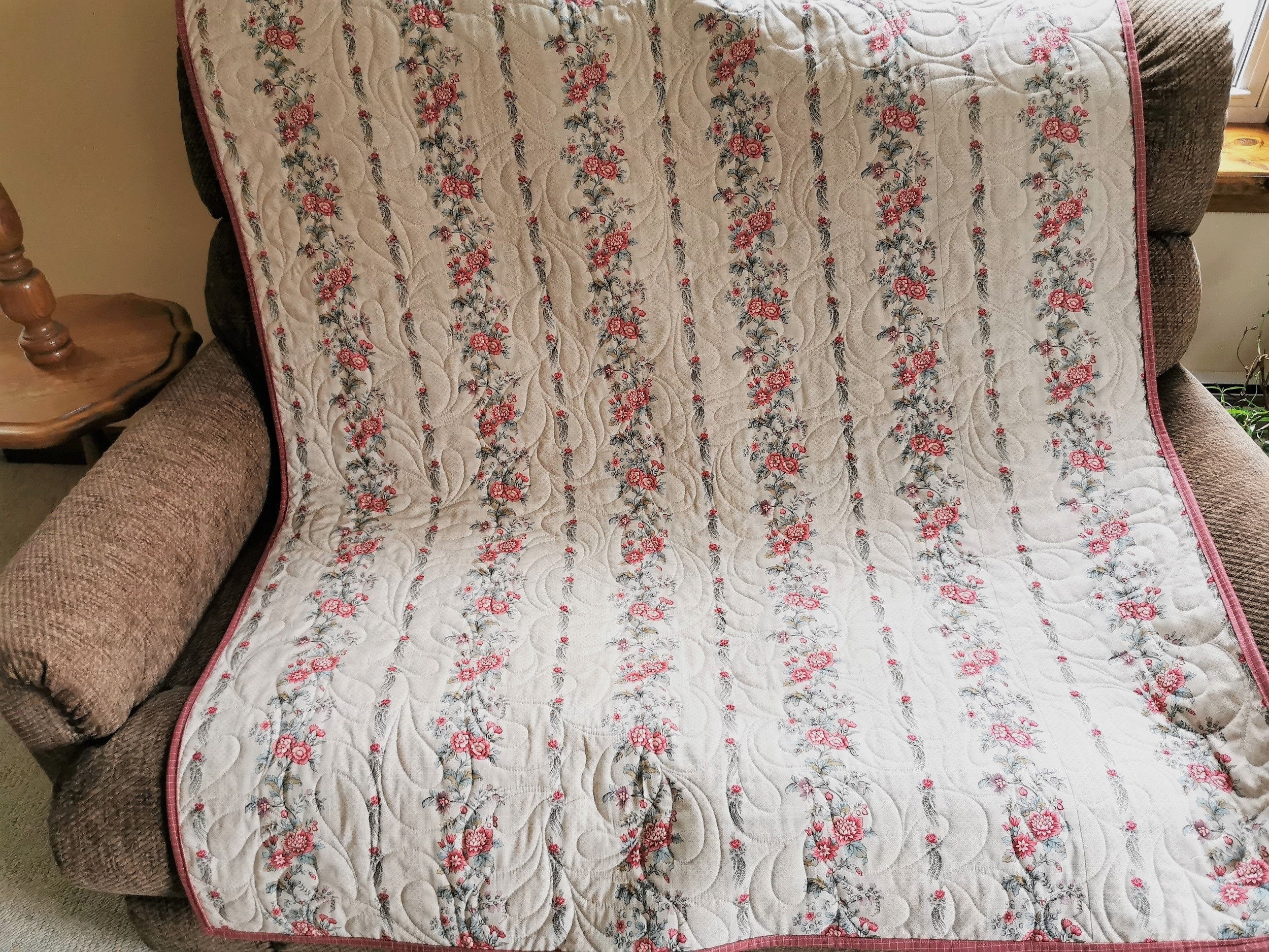 rose floral back of lap quilt