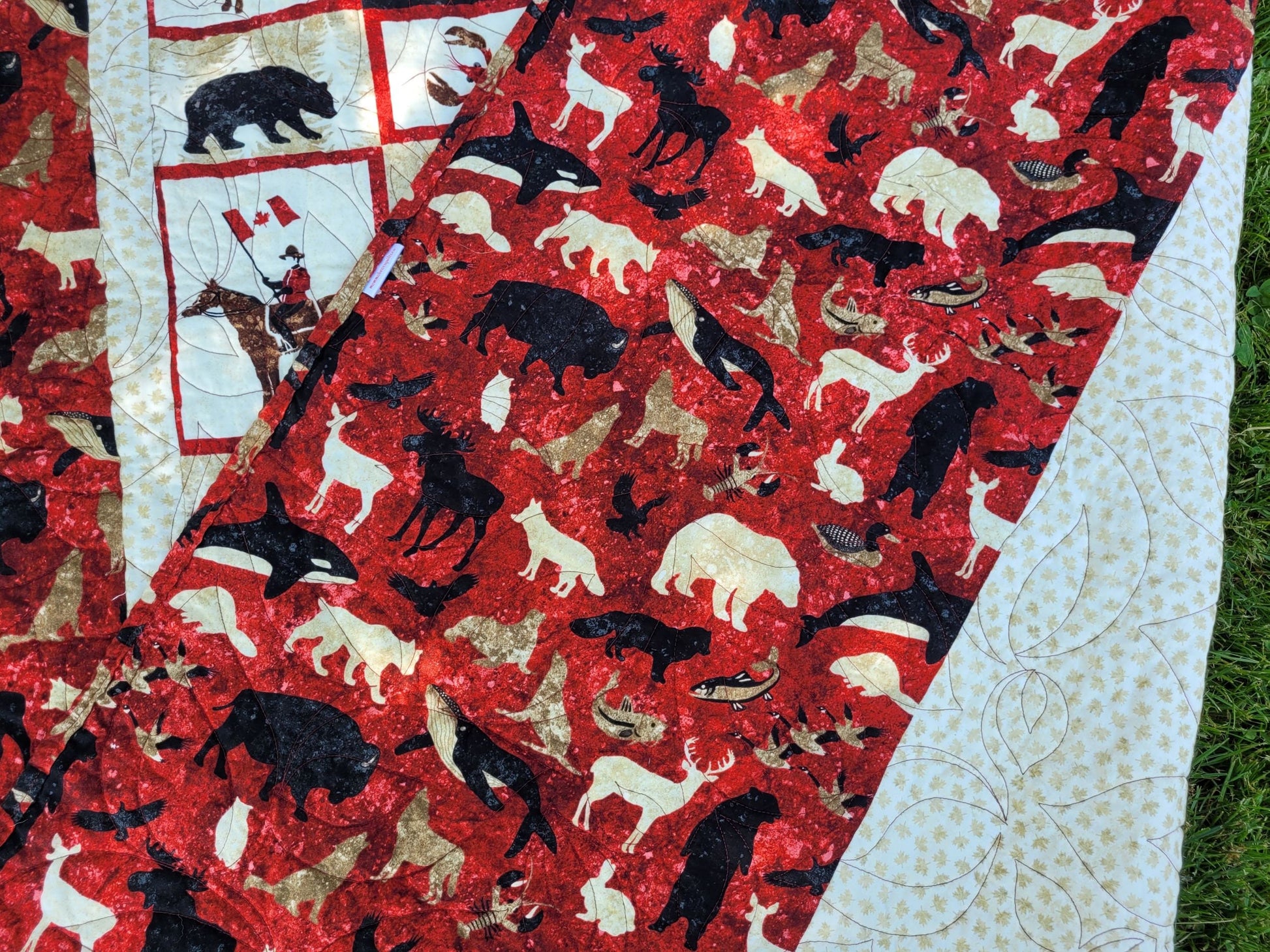 Canada wildlife backing on throw quilt