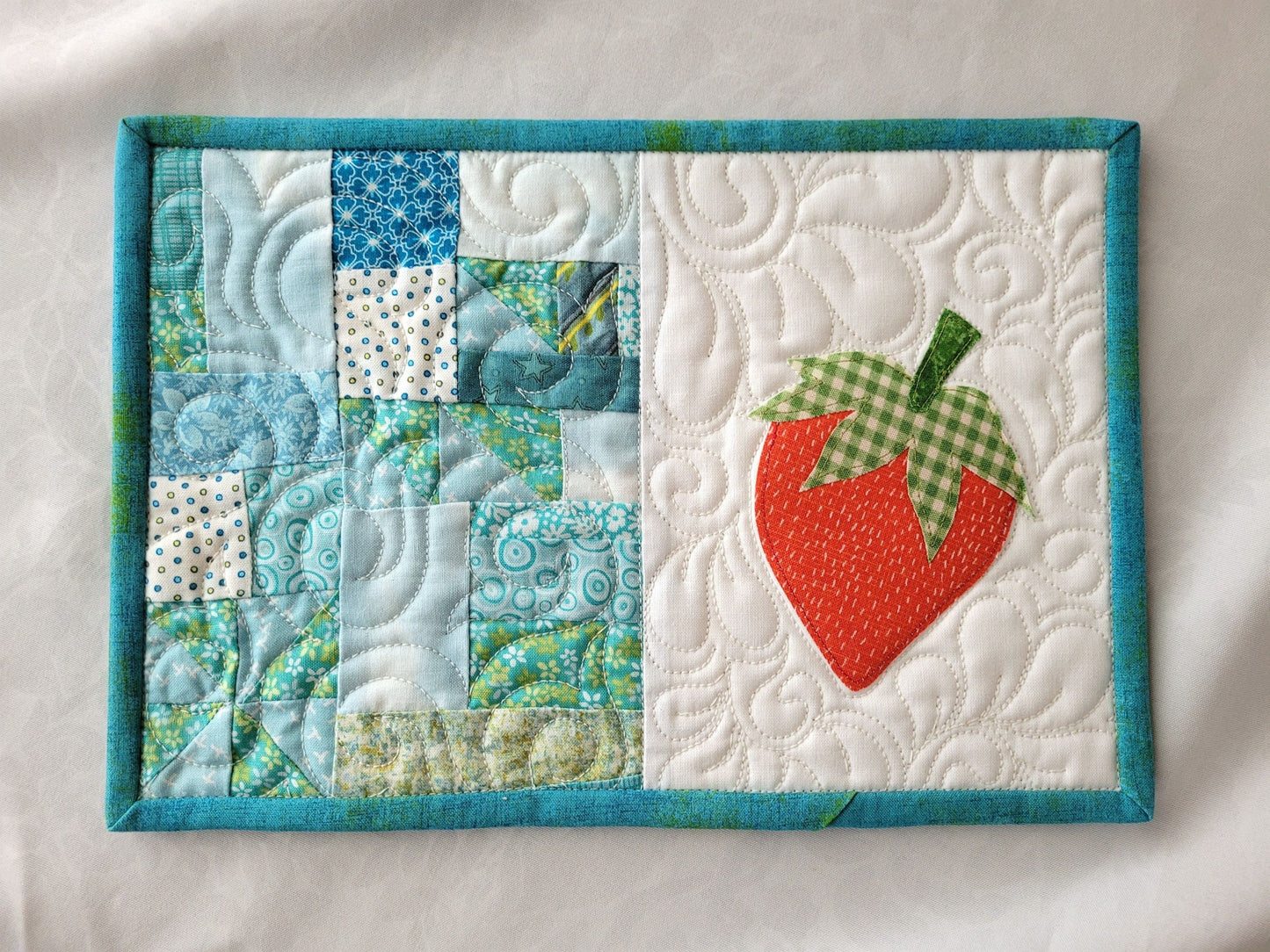 Strawberry Mug Rug Mini Quilt | Quilted Desk Coaster | Mouse Pad