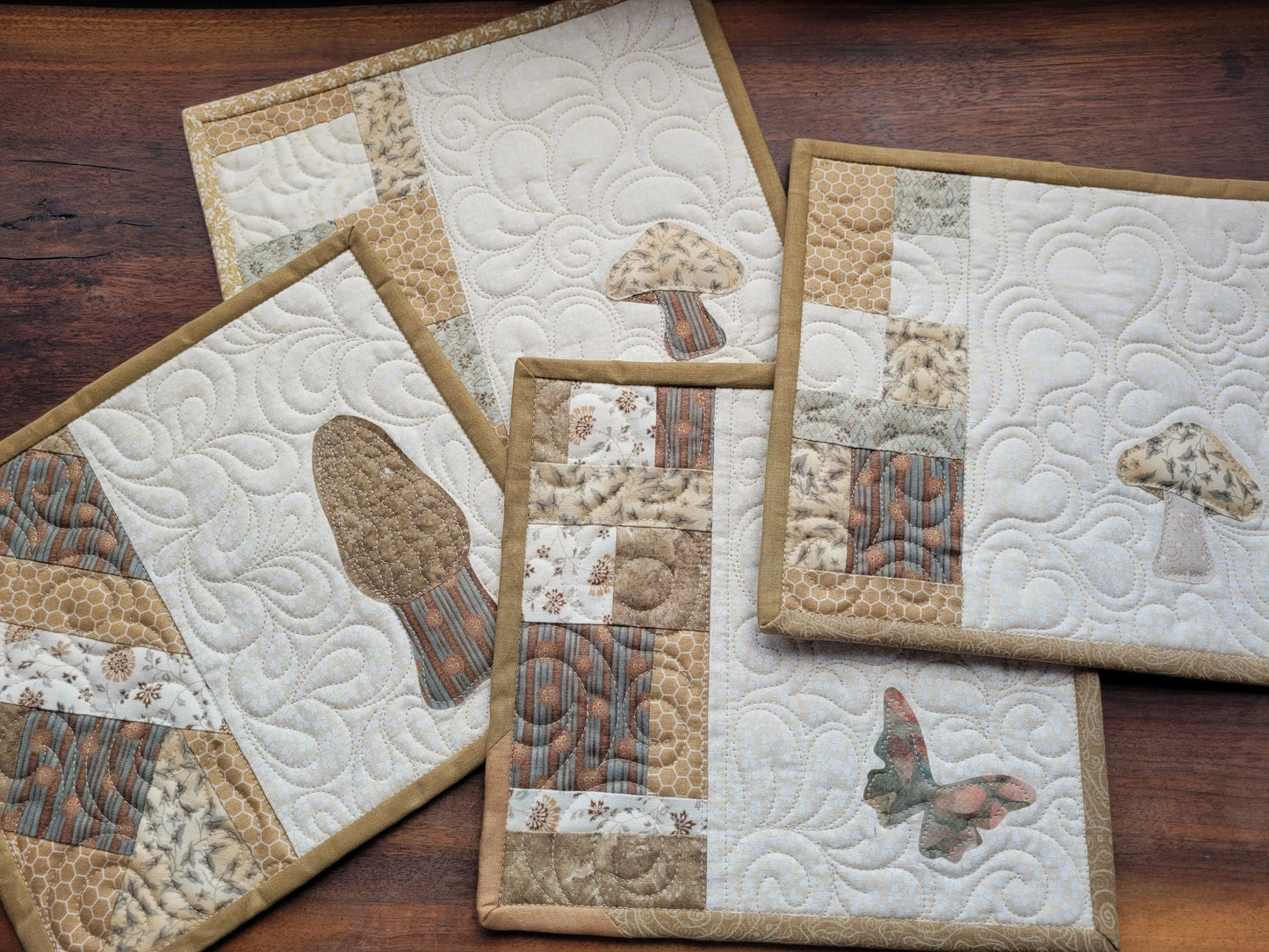 quilted desk coasters and mini quilts