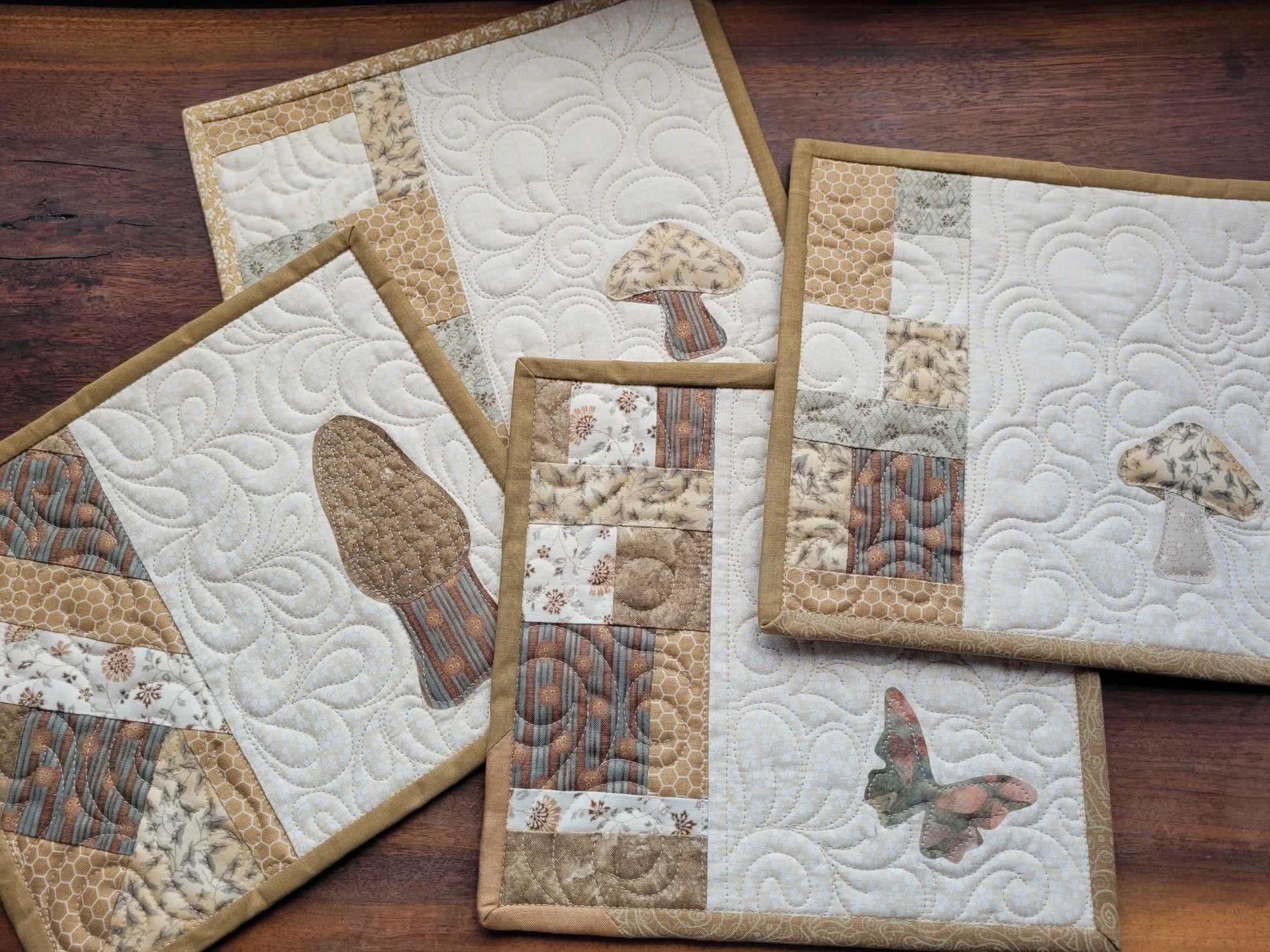 mini quilt mug rugs