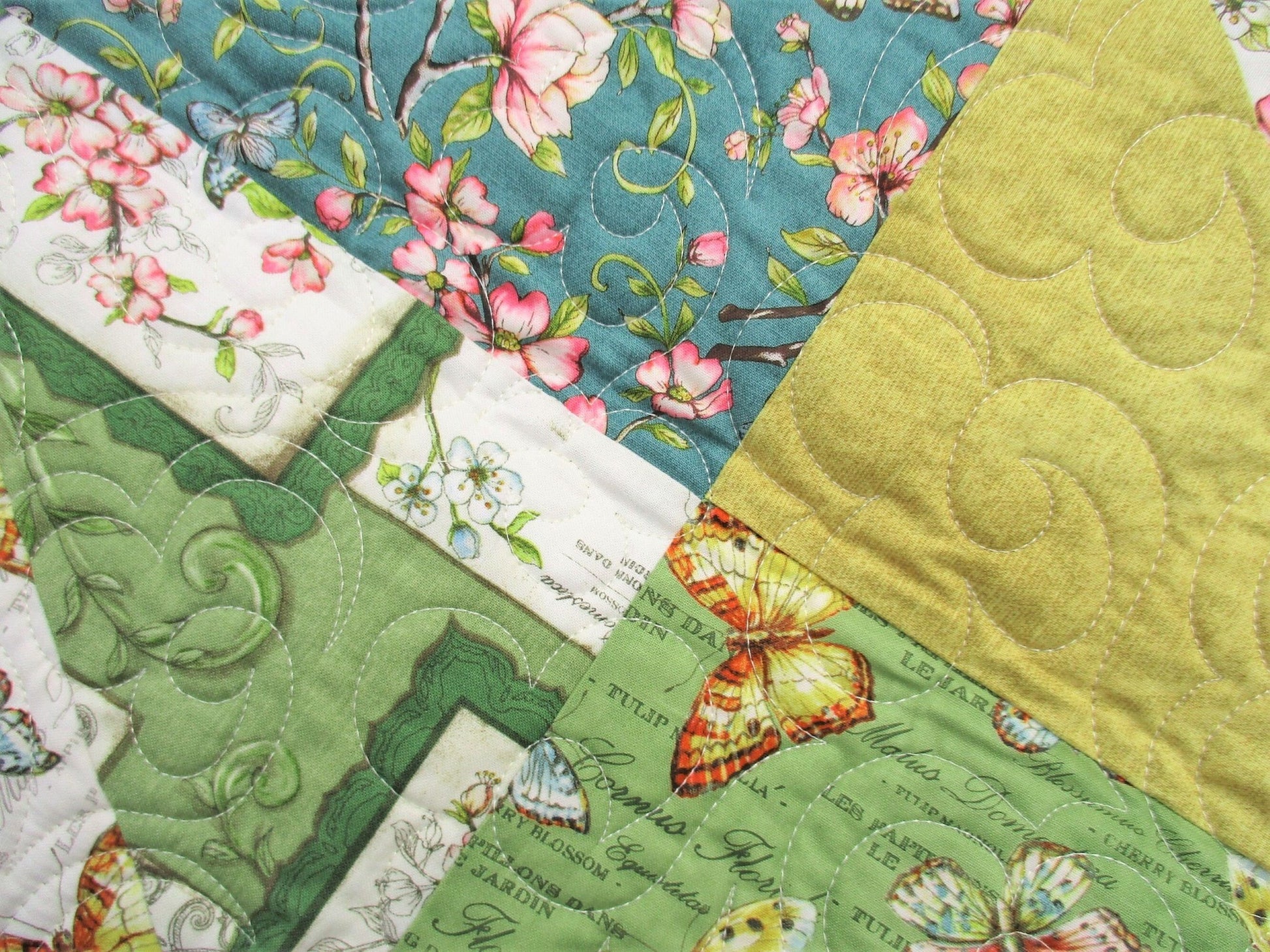 summer butterfly quilt closeup