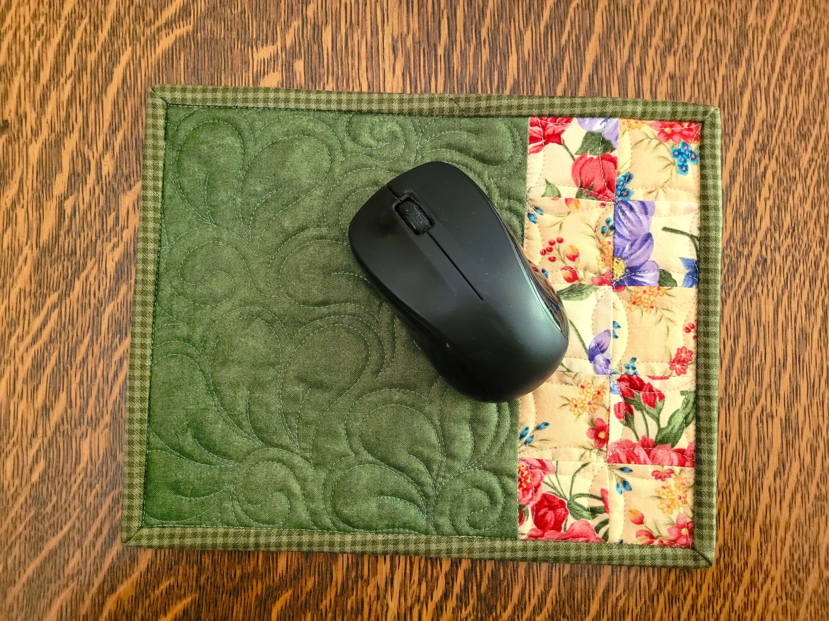 green mouse pad