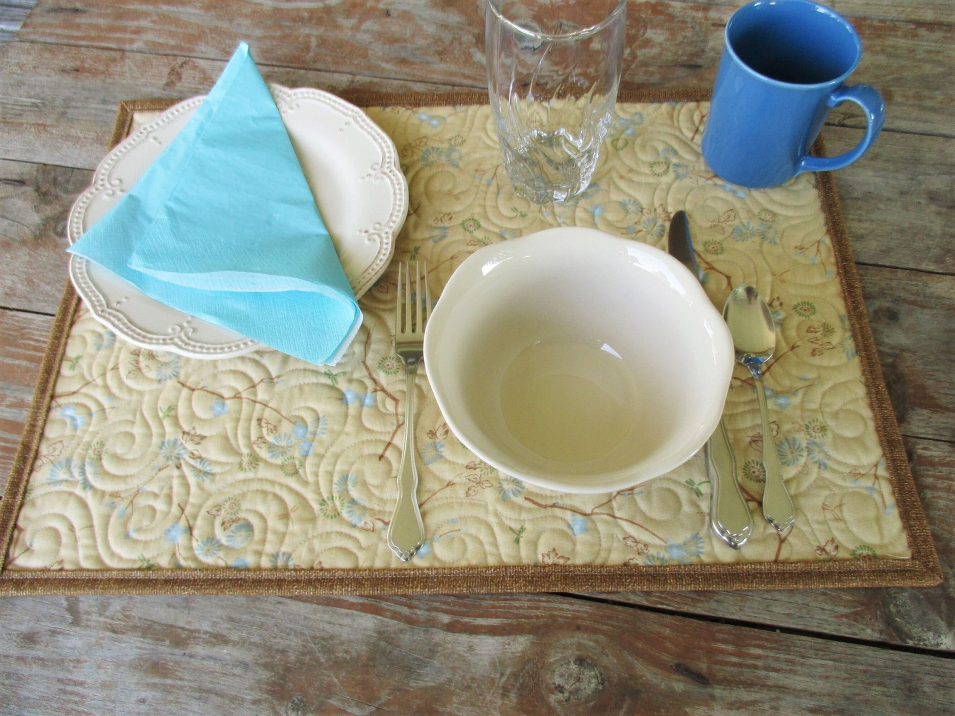 reverse side of quilted table runner
