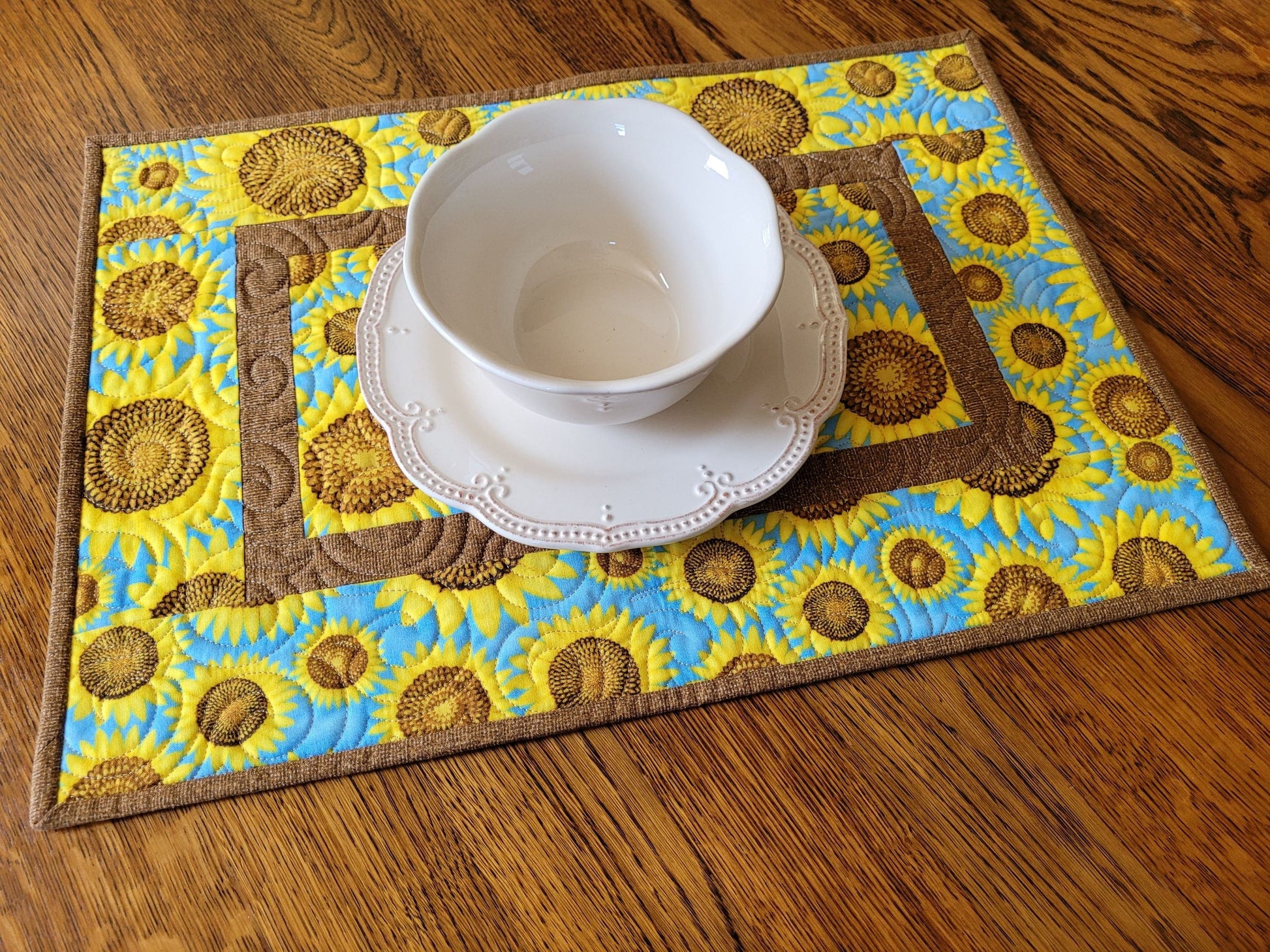 large sunflower placemat