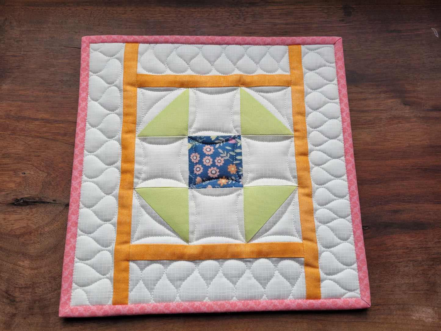 scrap quilt hot mat