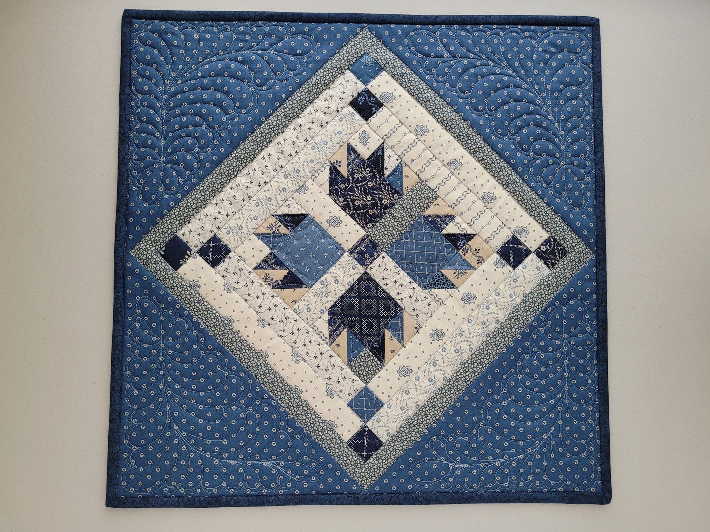 blue bear paw quilt