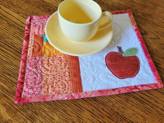 apple coaster quilt