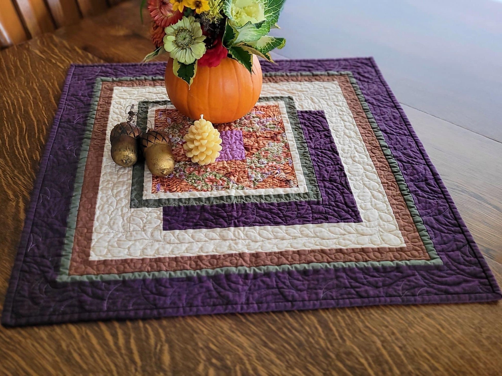 rustic autumn table quilt