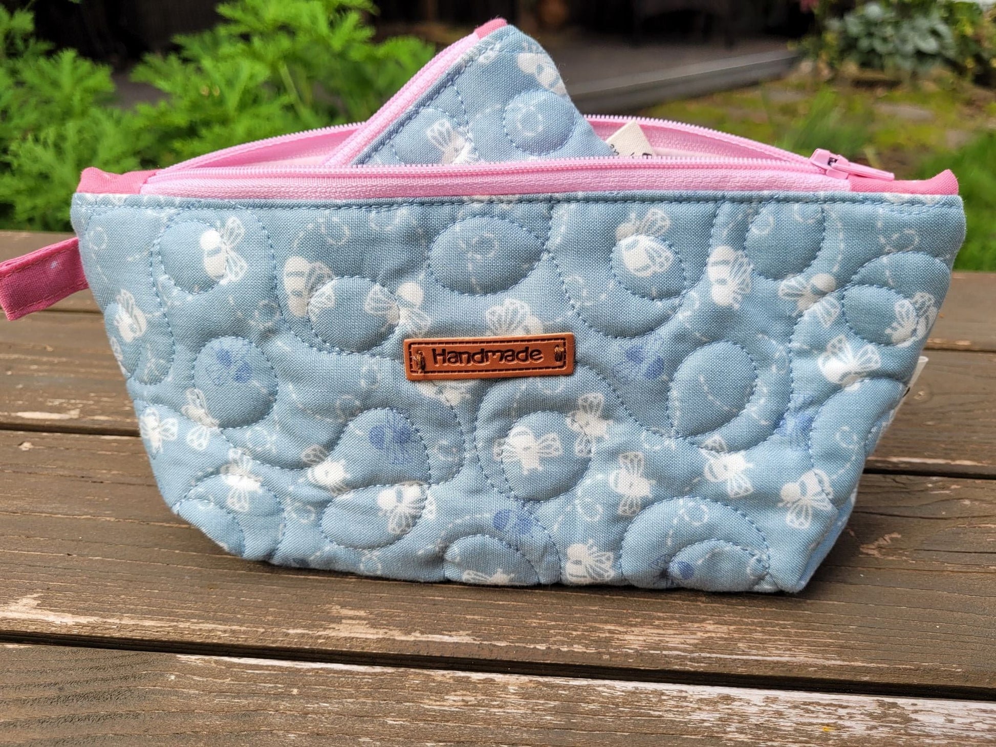 small quilted bag set
