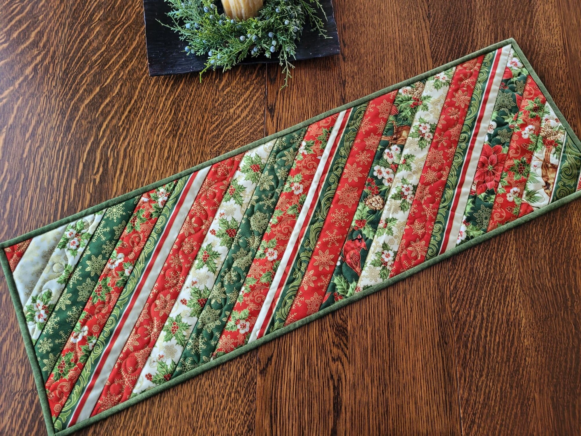 Christmas Table Runner in Diagonal Stripes